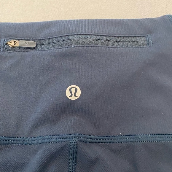 LULULEMON Athletics Leggings, Size 4, 23” Inseam - Picture 5 of 6